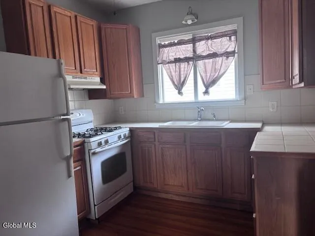$1,600 | 17 Cuyler Avenue, Unit 2, Albany, NY 12209