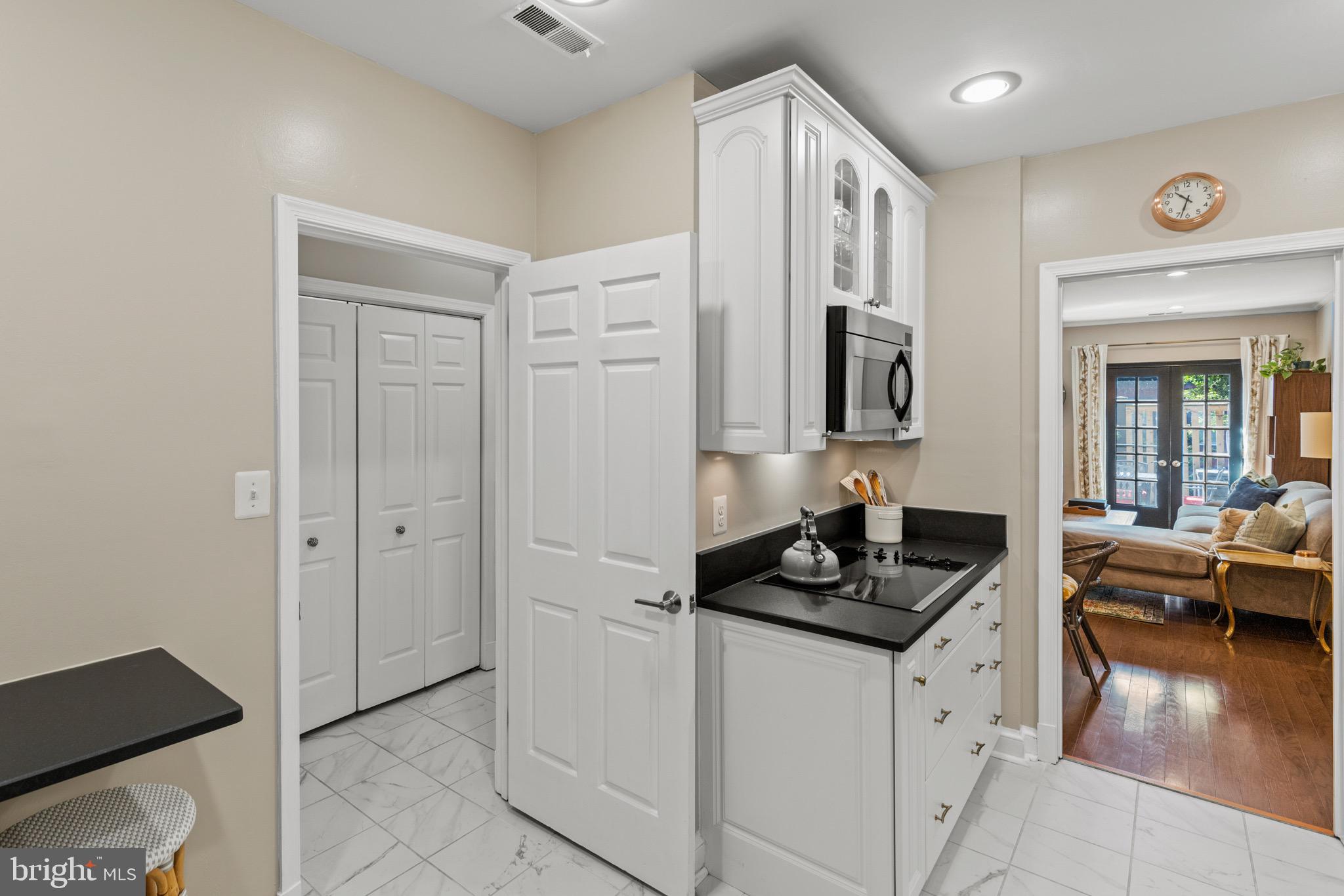 1636 Beekman Place Northwest, Unit D Washington, DC 20009 - Photo 18 of 45