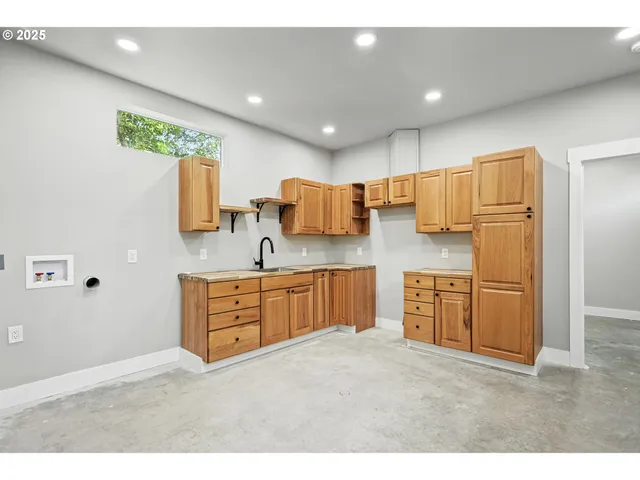 $439,900 | 914 Clark Street, The Dalles, OR 97058