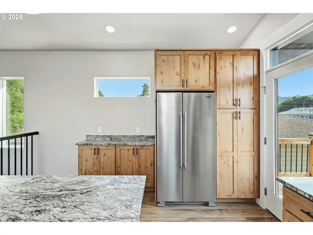 $439,900 | 914 Clark Street, The Dalles, OR 97058