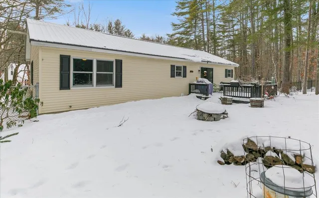 $494,000 | 19 James Henry Drive, Barrington, NH 03825