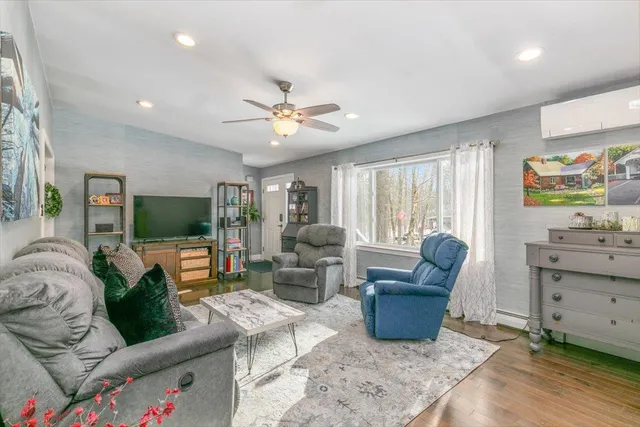 $494,000 | 19 James Henry Drive, Barrington, NH 03825