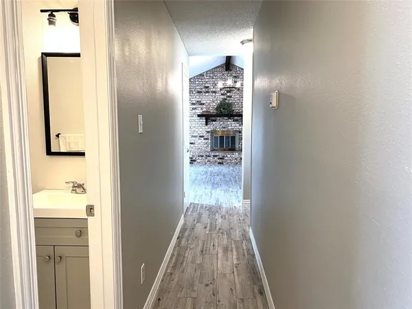 $2,200 | 202 South Sendero Drive, Decatur, TX 76234