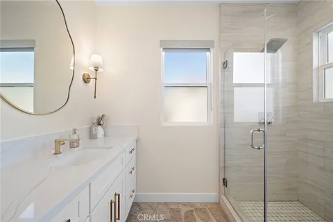 $1,899,000 | 2573 Elden Avenue, Unit D, Costa Mesa, CA 92627
