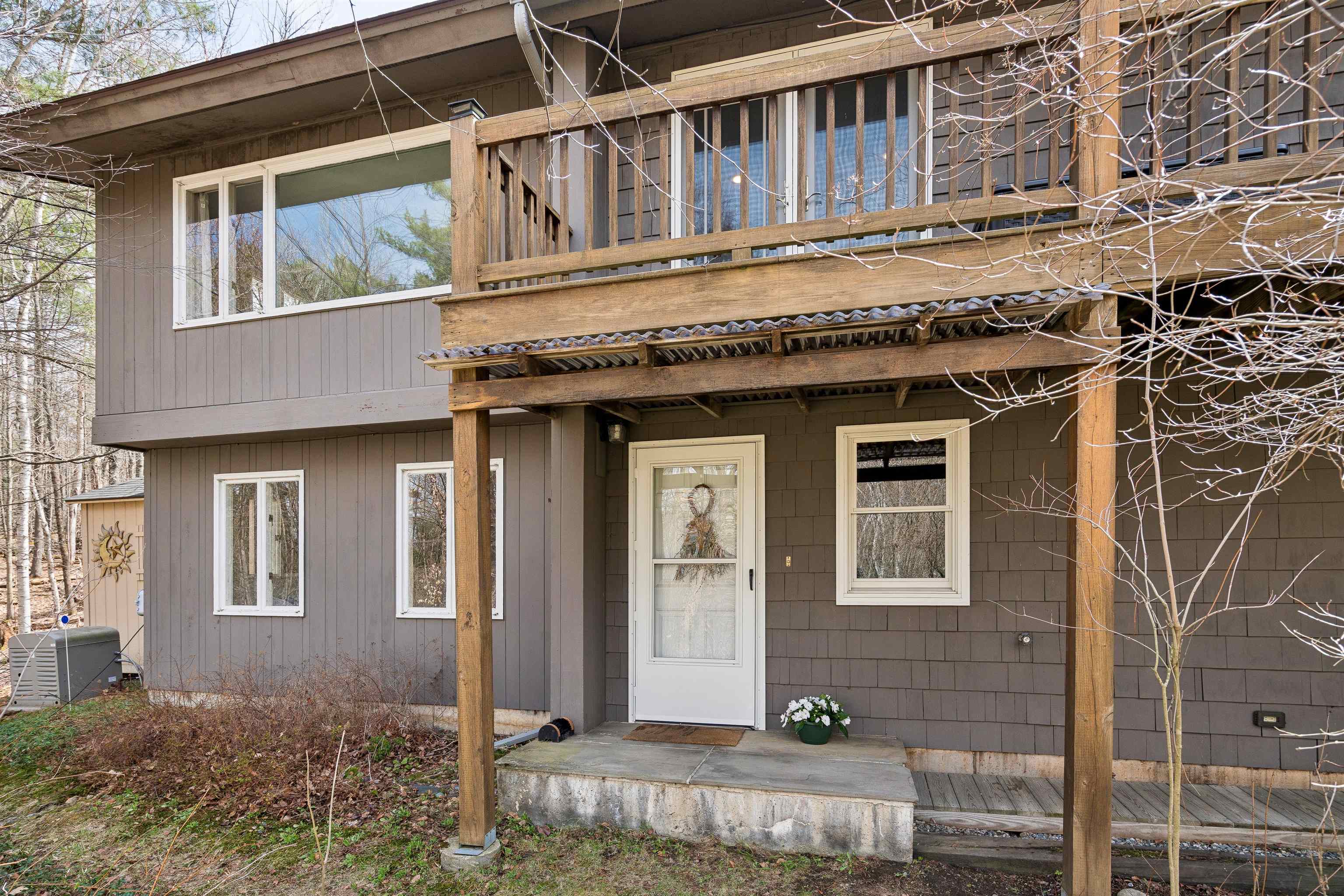 48 Westview Lane Lebanon, NH 03766 - Photo 4 of 40