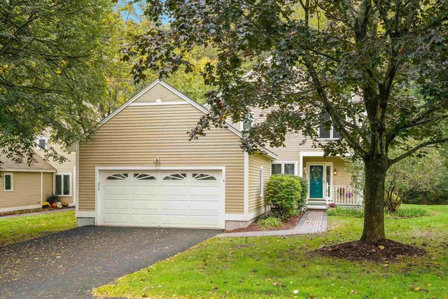$562,500 | 5 Chatfield Drive, Nashua, NH 03063