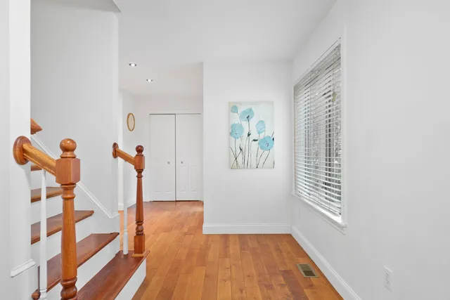 $562,500 | 5 Chatfield Drive, Nashua, NH 03063