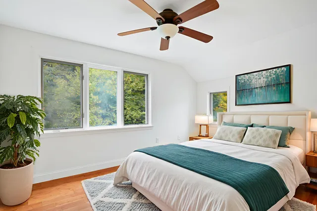 $562,500 | 5 Chatfield Drive, Nashua, NH 03063