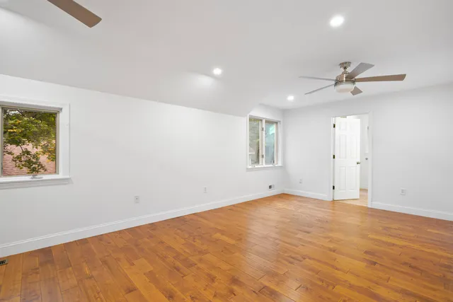 $562,500 | 5 Chatfield Drive, Nashua, NH 03063