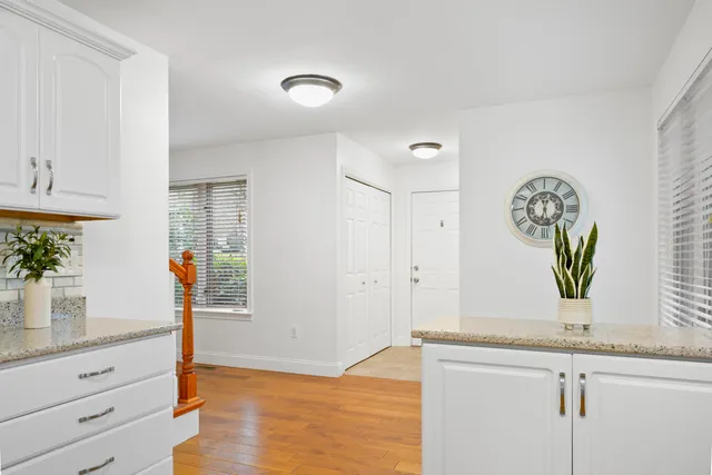 $562,500 | 5 Chatfield Drive, Nashua, NH 03063