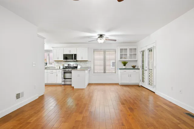 $562,500 | 5 Chatfield Drive, Nashua, NH 03063