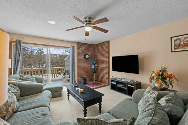 $410,000 | 77 Northbrook Circle, Unit E39, North Conway, NH 03860