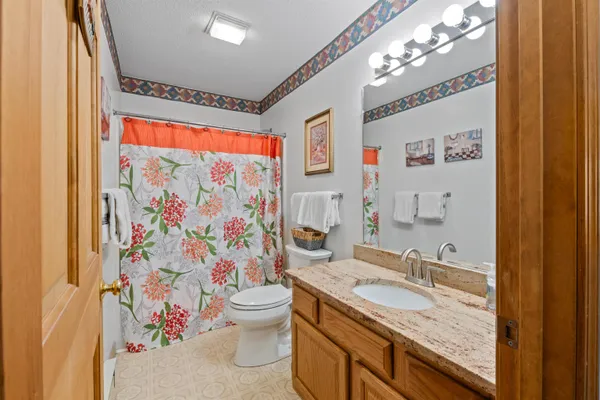 $410,000 | 77 Northbrook Circle, Unit E39, North Conway, NH 03860