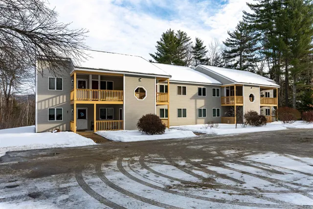 $410,000 | 77 Northbrook Circle, Unit E39, North Conway, NH 03860