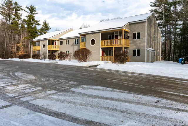 $410,000 | 77 Northbrook Circle, Unit E39, North Conway, NH 03860