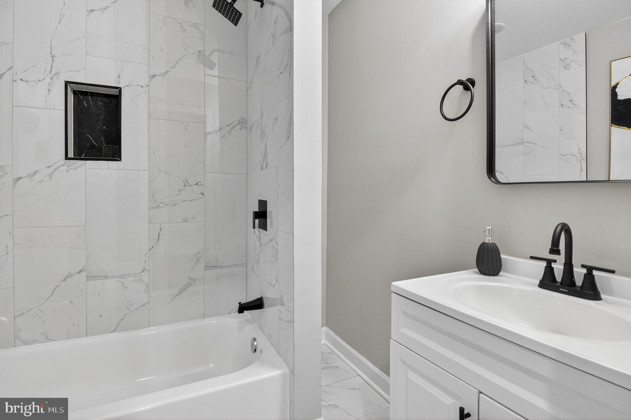 1707 North Broadway Baltimore, MD 21213 - Photo 18 of 31