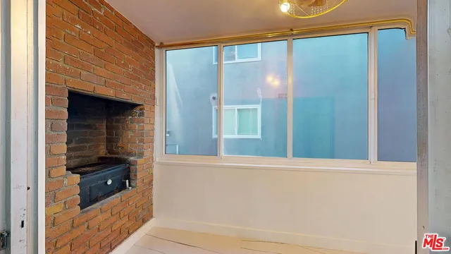 $3,750 | 14335 Huston Street, Unit 113, Sherman Oaks, CA 91423