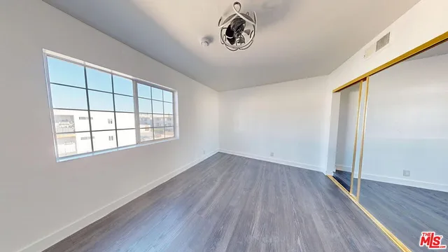 $3,750 | 14335 Huston Street, Unit 113, Sherman Oaks, CA 91423