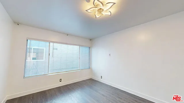 $3,750 | 14335 Huston Street, Unit 113, Sherman Oaks, CA 91423