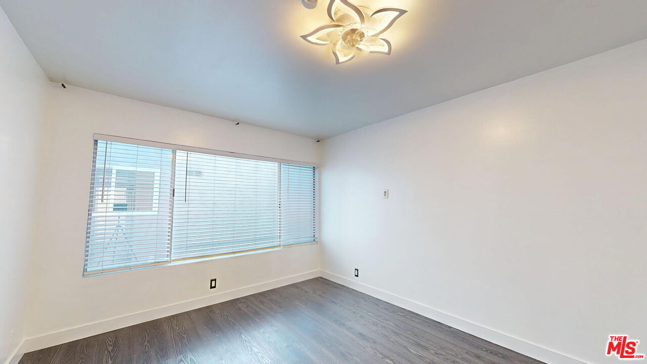 14335 Huston Street, Unit 113 Sherman Oaks, CA 91423 - Photo 14 of 21