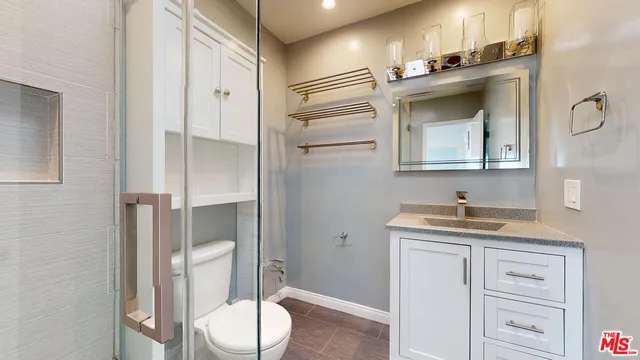 $3,750 | 14335 Huston Street, Unit 113, Sherman Oaks, CA 91423