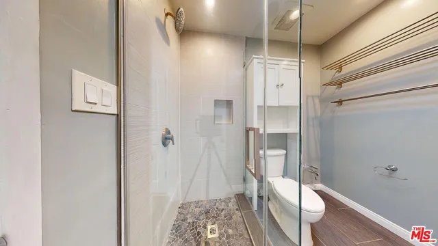 $3,750 | 14335 Huston Street, Unit 113, Sherman Oaks, CA 91423