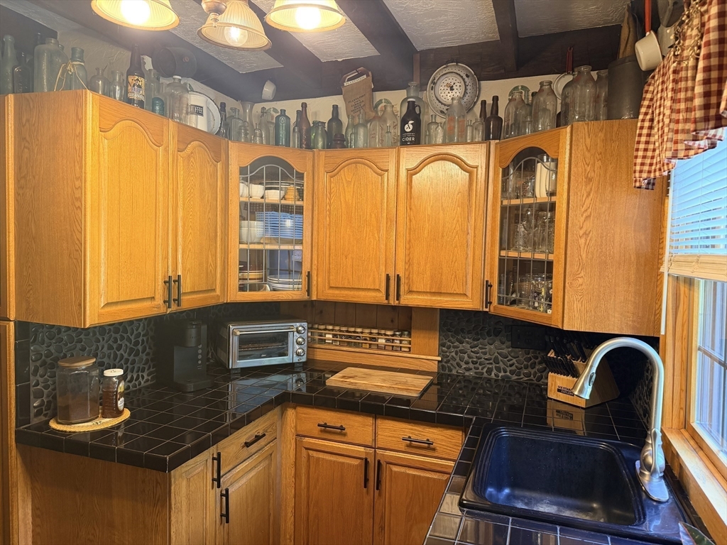33 Coldbrook Road Oakham, MA 01068 - Photo 7 of 31