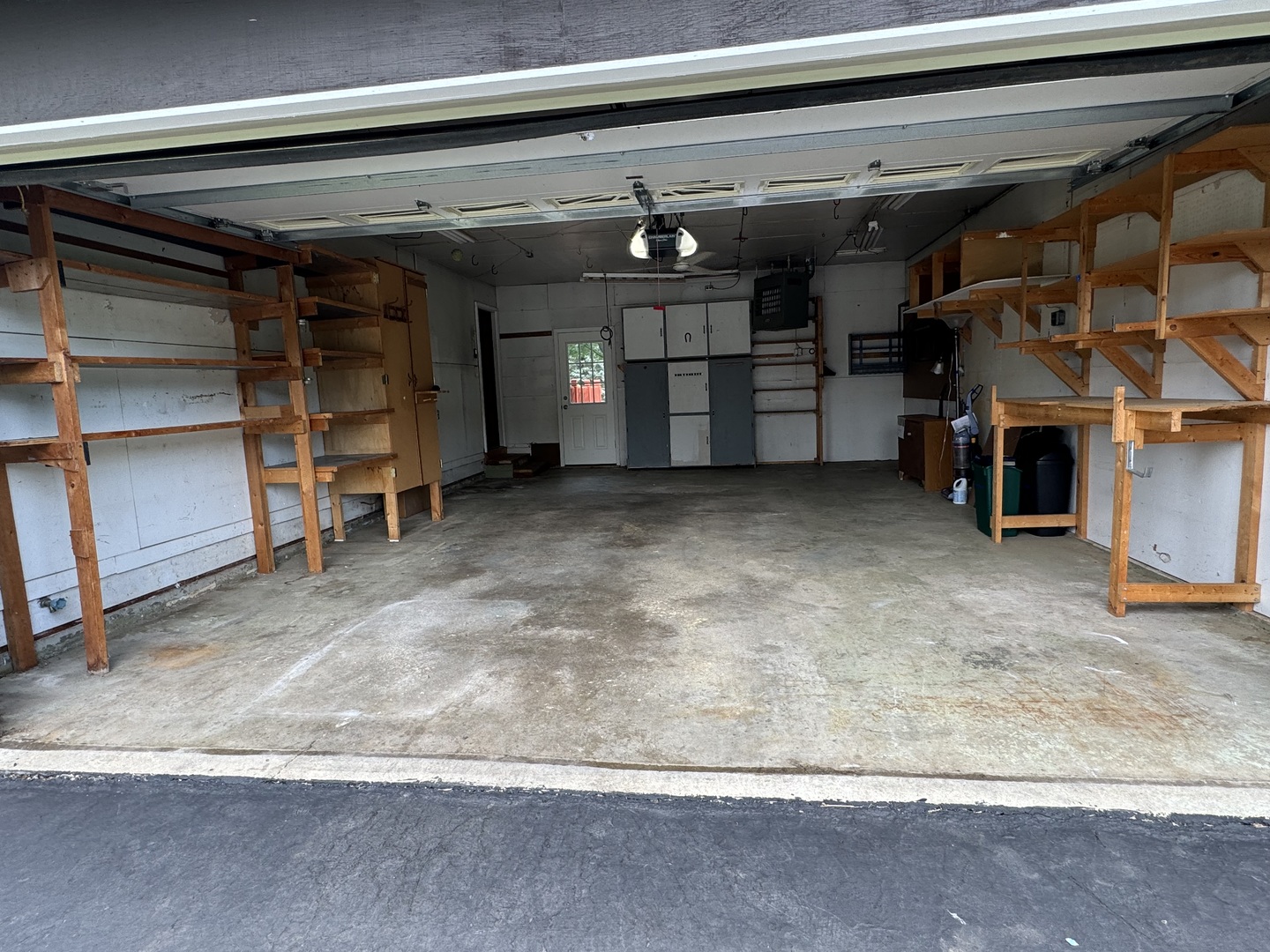 7912 Elm Street Harvard, IL 60033 - Photo 26 of 37 a view of a room with gym equipment