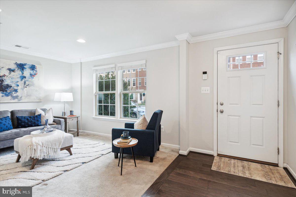 5974 Jefferson Commons Way Frederick, MD 21703 - Photo 3 of 26