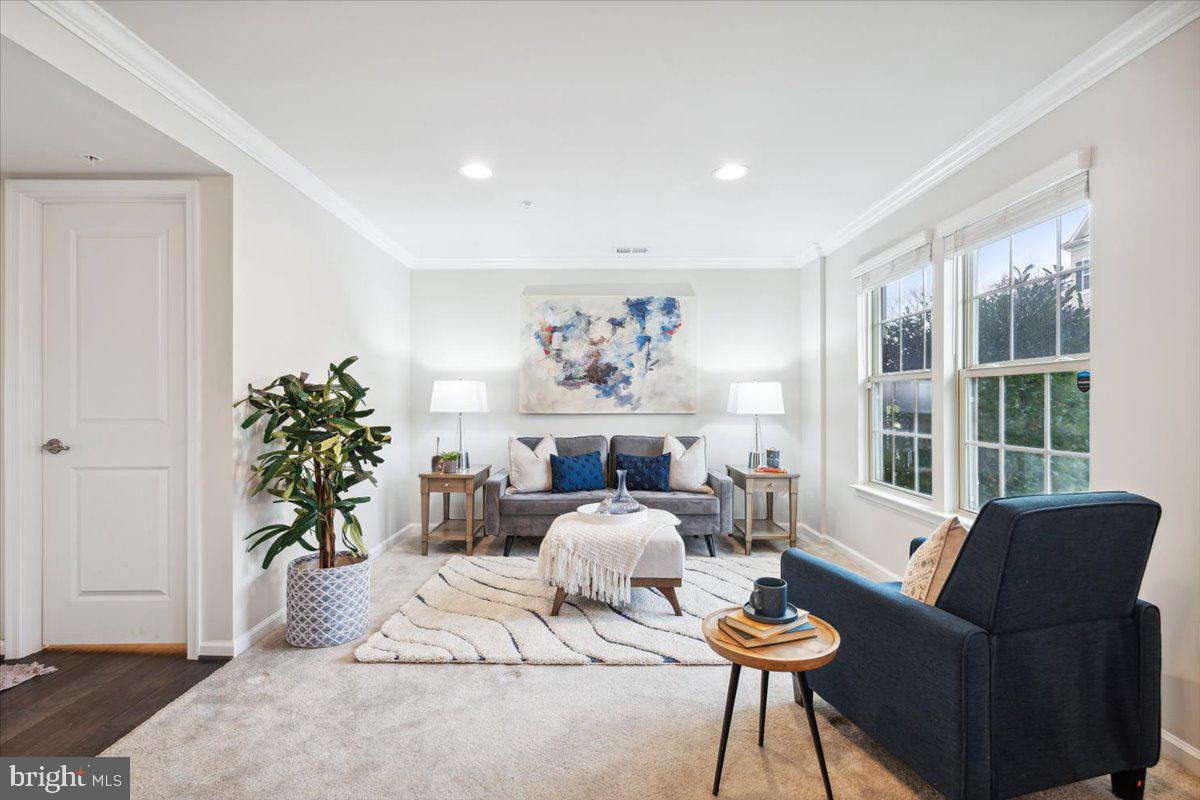 5974 Jefferson Commons Way Frederick, MD 21703 - Photo 4 of 26