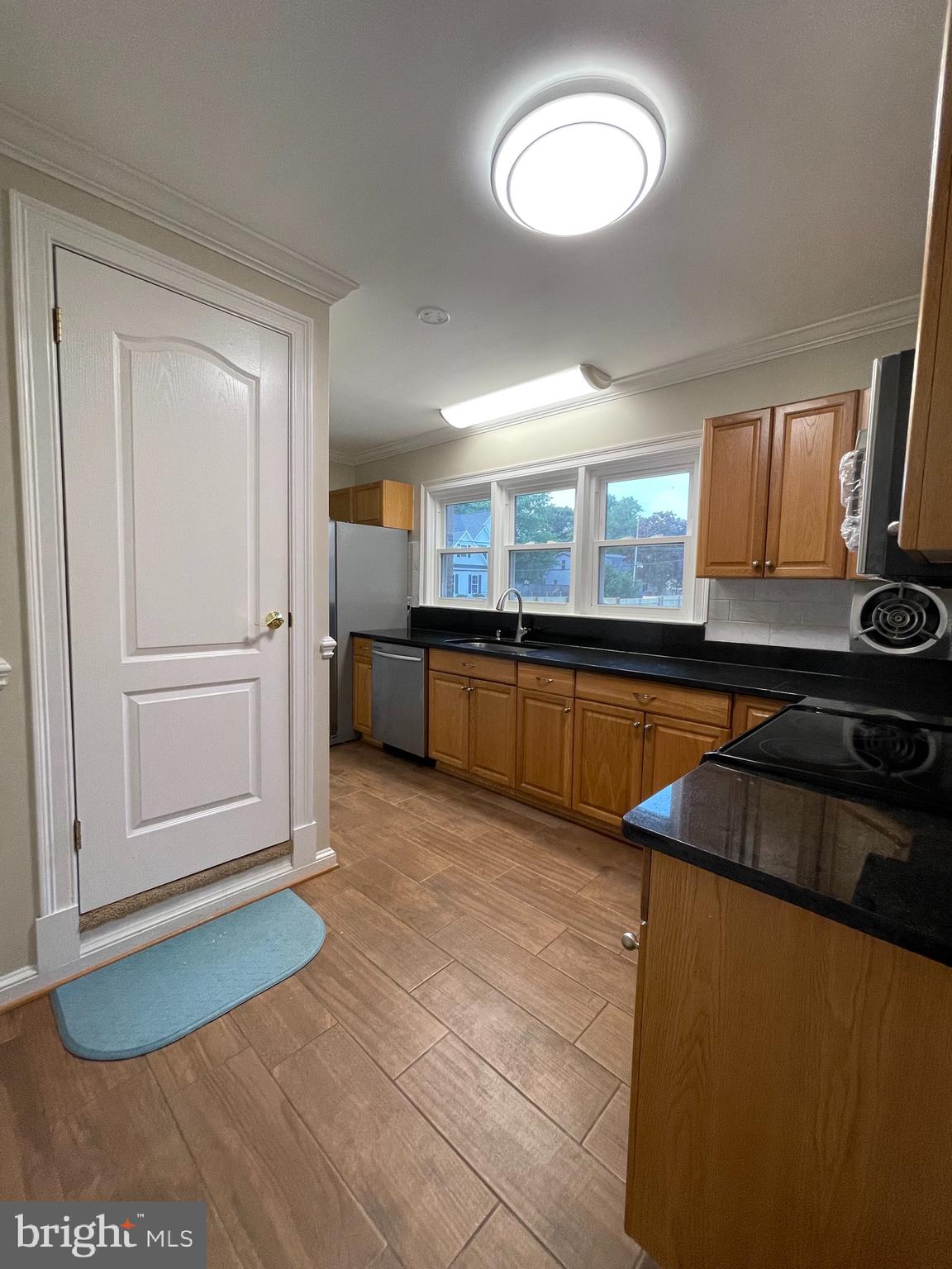 4524 Mountain Road Pasadena, MD 21122 - Photo 6 of 27 Gallery Image 6