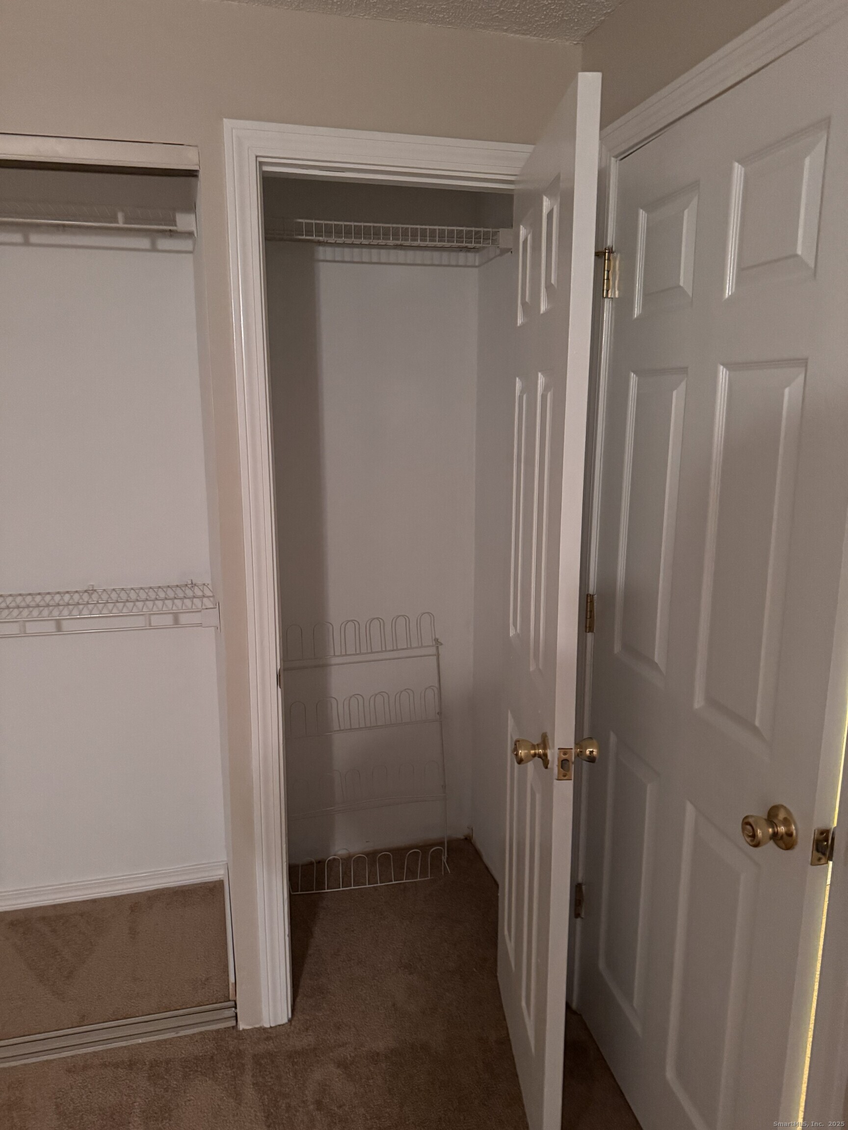 239 Old Farms Road, Unit 7B Avon, CT 06001 - Photo 19 of 28 Bedroom closet -2