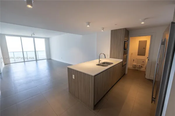 a close view of sink