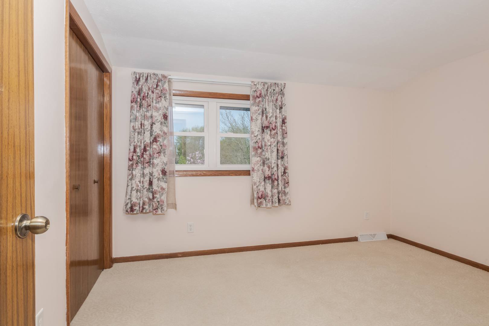 16954 North 1075 E Road Pontiac, IL 61764 - Photo 17 of 29 Gallery Image 17