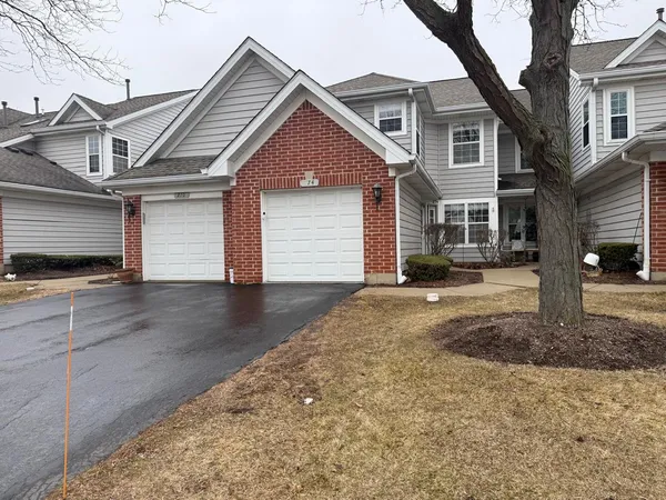 $334,900 | 274 Sheffield Drive, Unit 274, Schaumburg, IL 60107
