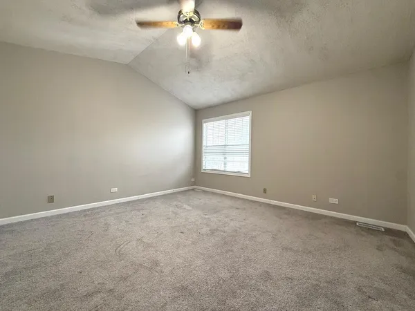 $334,900 | 274 Sheffield Drive, Unit 274, Schaumburg, IL 60107