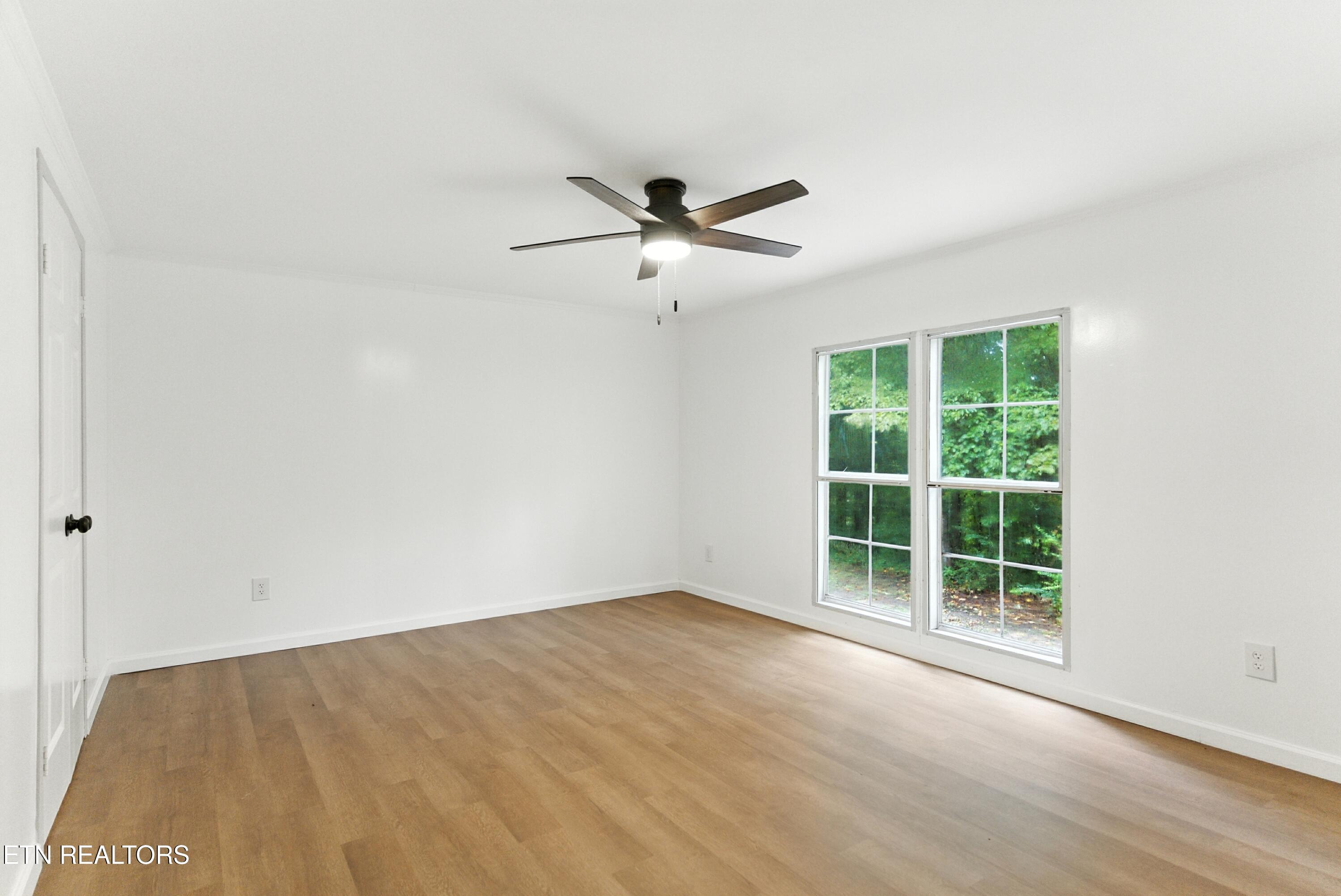 9848 Heiskell Road Heiskell, TN 37754 - Photo 11 of 35 DSC05417