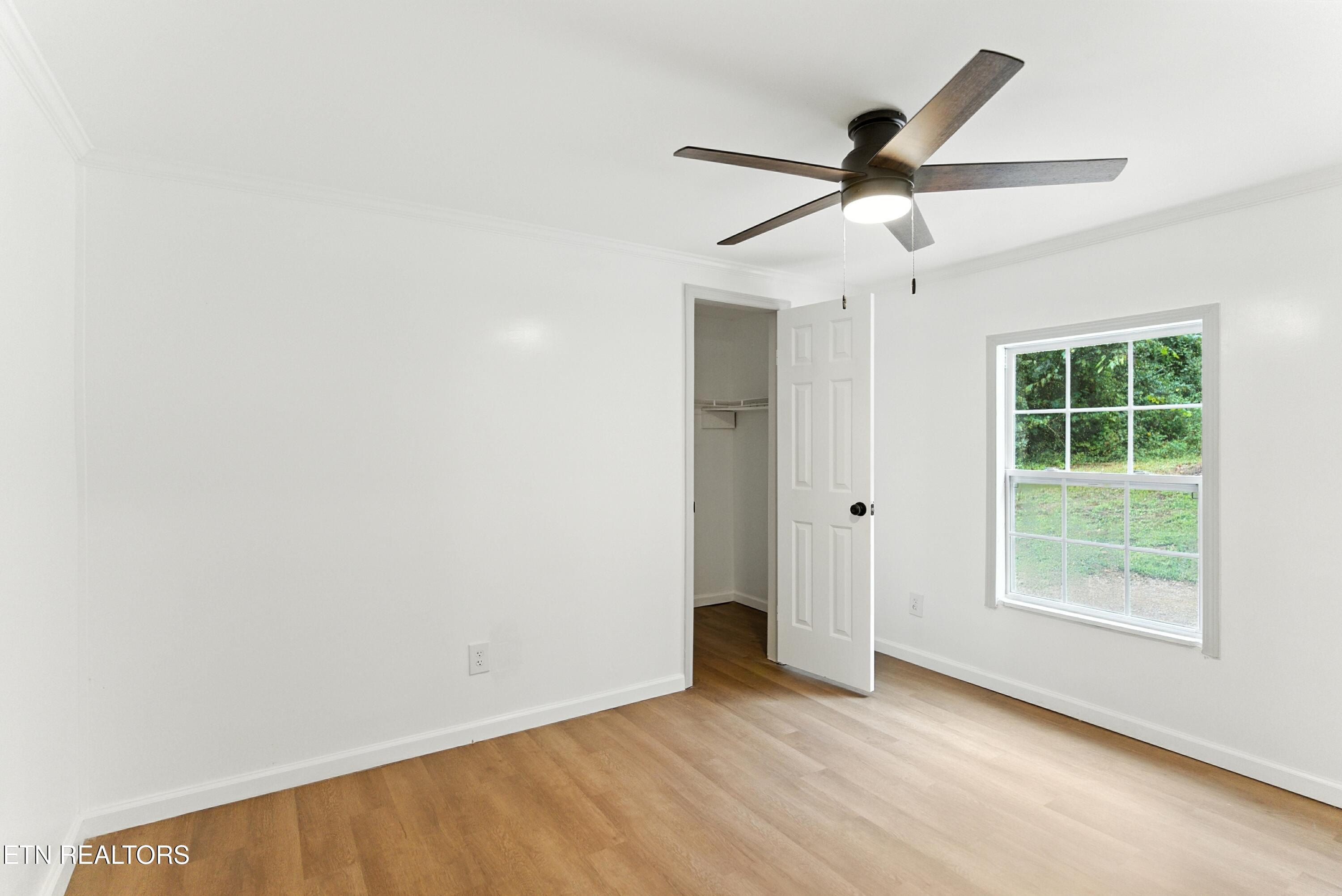 9848 Heiskell Road Heiskell, TN 37754 - Photo 17 of 35 DSC05488