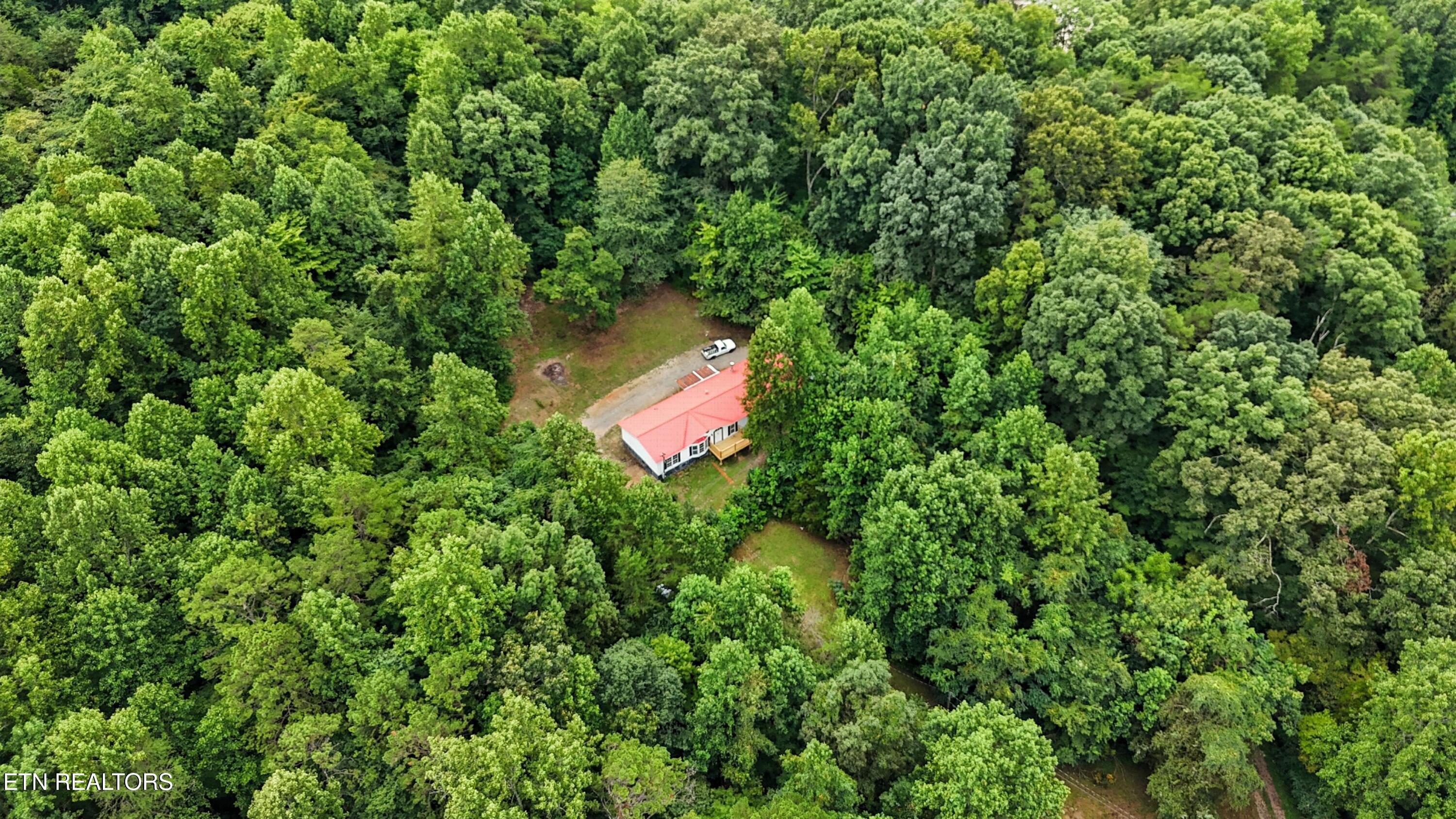 9848 Heiskell Road Heiskell, TN 37754 - Photo 26 of 35 DJI_20250813021329_0043_D