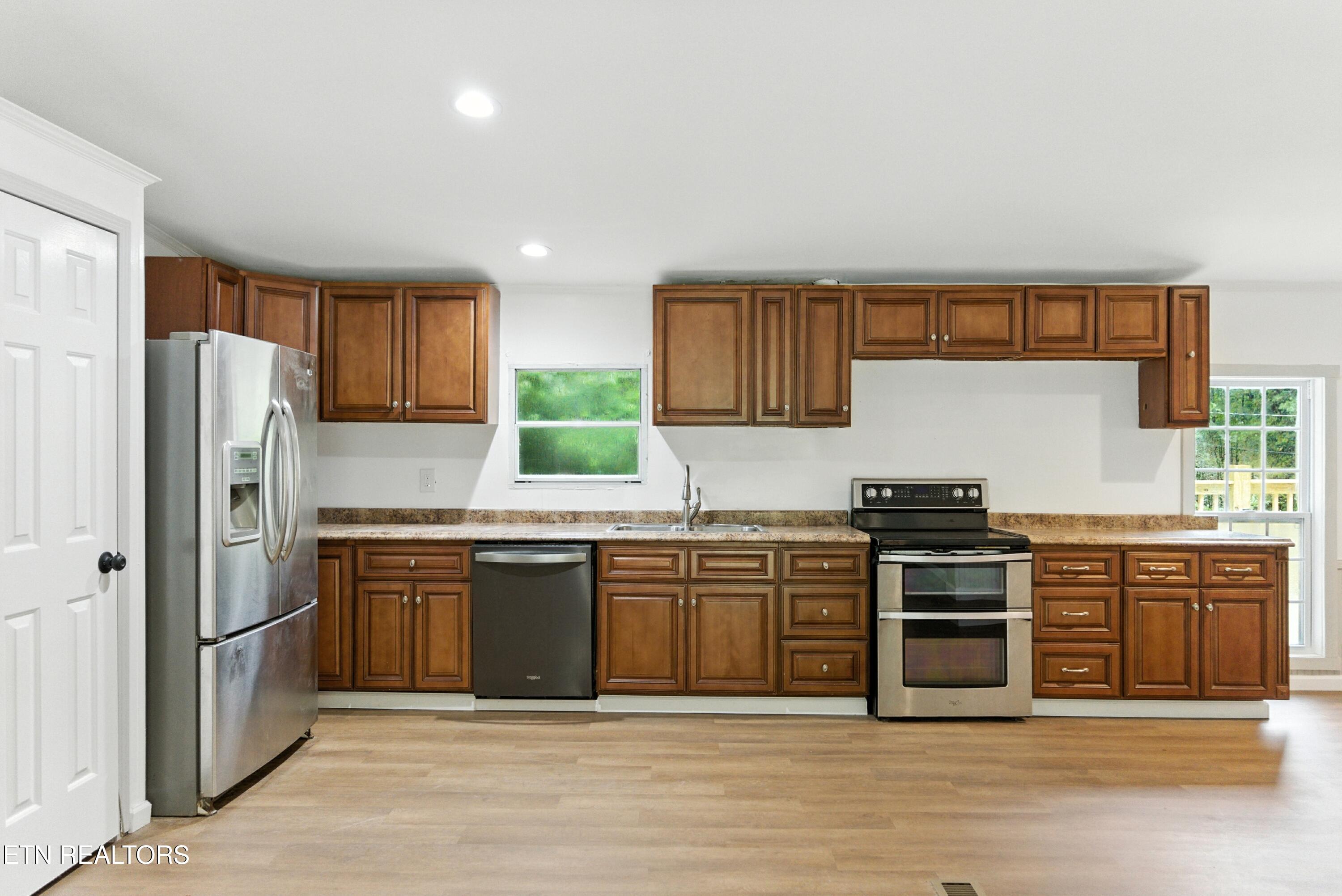9848 Heiskell Road Heiskell, TN 37754 - Photo 4 of 35 DSC05334