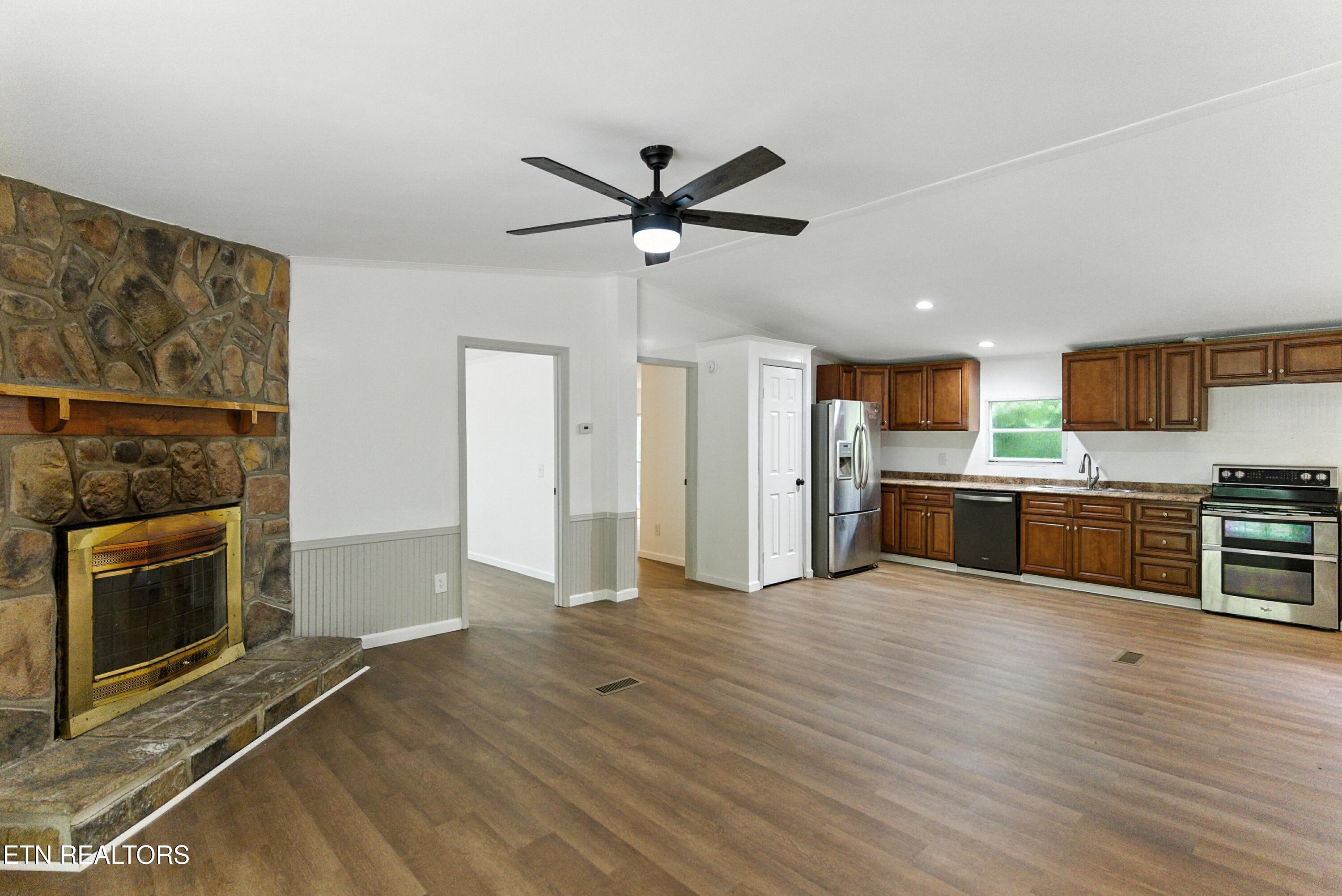 9848 Heiskell Road Heiskell, TN 37754 - Photo 7 of 35 DSC05370