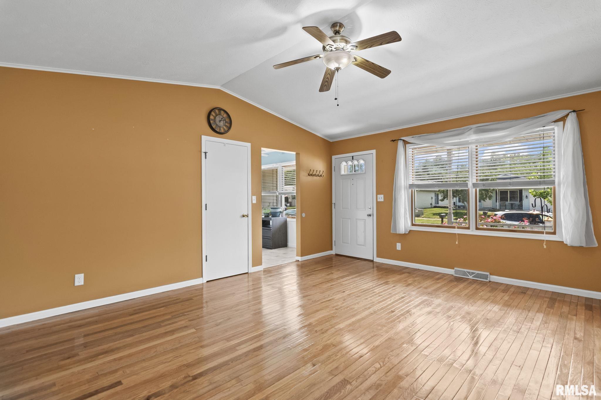 2905 Dunwich Street Springfield, IL 62702 - Photo 5 of 32