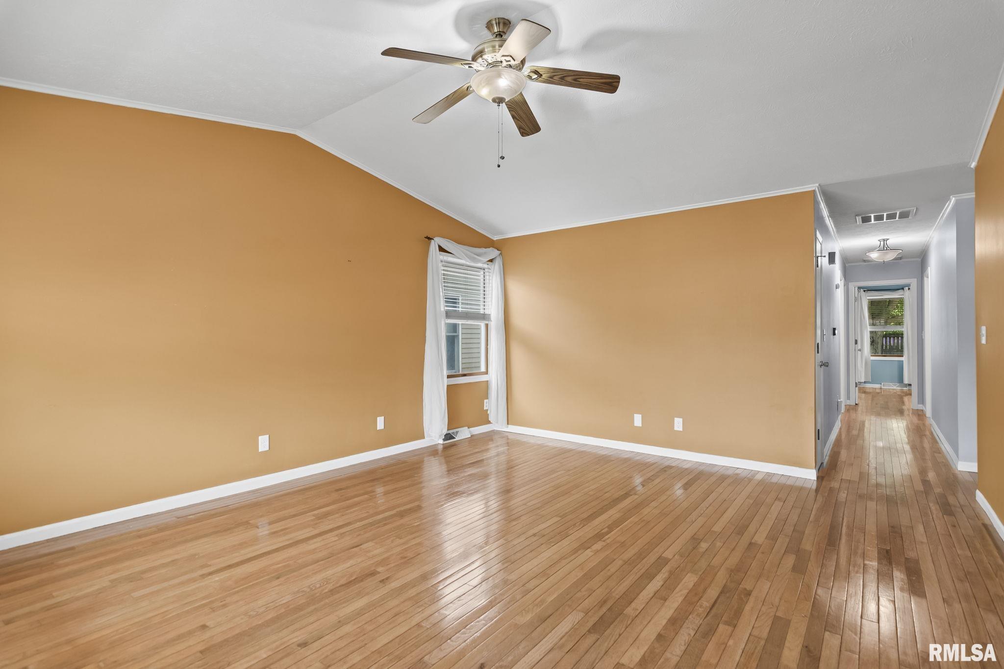 2905 Dunwich Street Springfield, IL 62702 - Photo 7 of 32