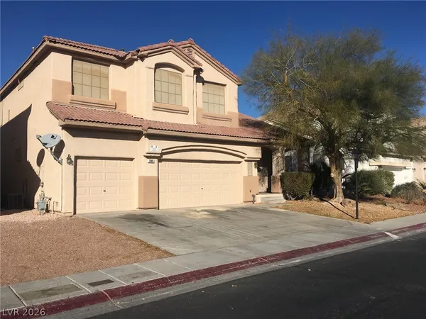 $2,450 | 7565 Splashing Rock Drive, Las Vegas, NV 89131