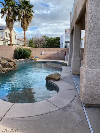 $2,450 | 7565 Splashing Rock Drive, Las Vegas, NV 89131