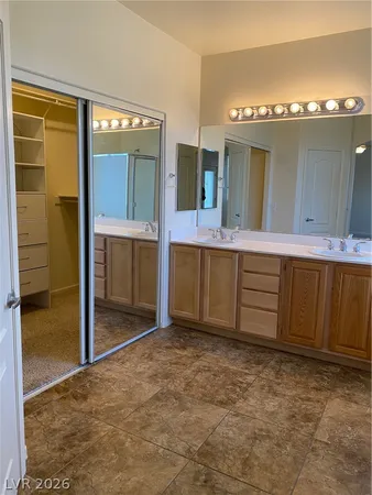 $2,450 | 7565 Splashing Rock Drive, Las Vegas, NV 89131