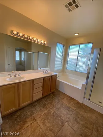 $2,450 | 7565 Splashing Rock Drive, Las Vegas, NV 89131