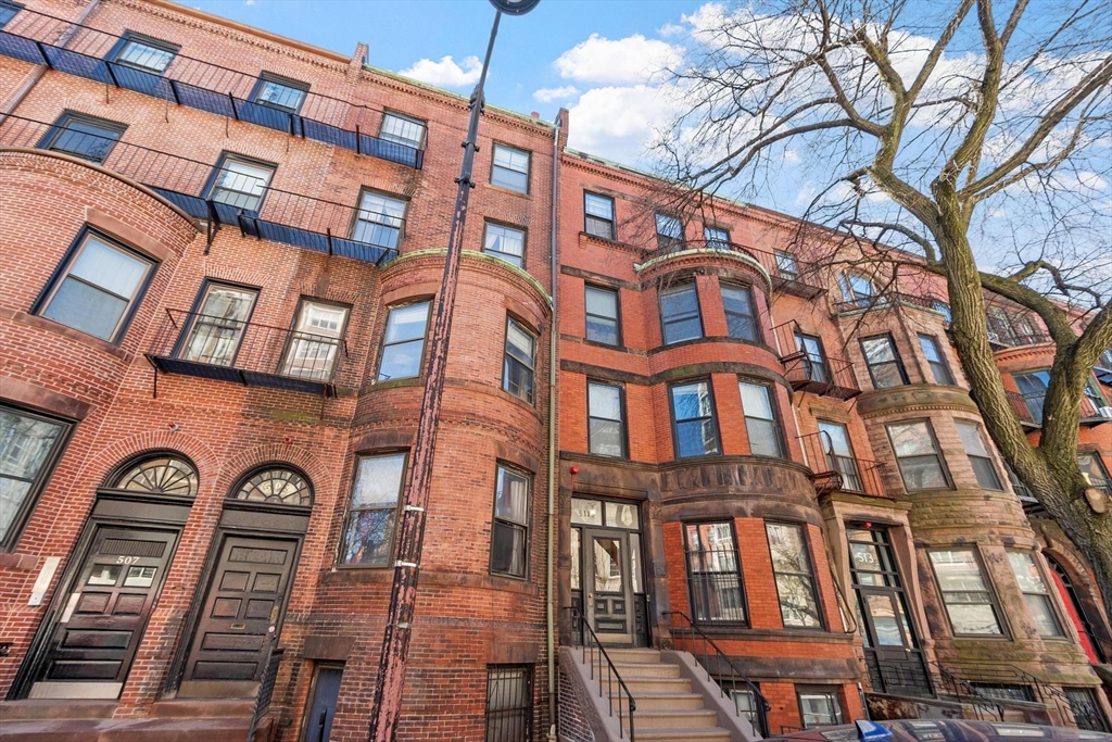 511 Beacon Street, Unit 8 Boston, MA 02215 - Photo 17 of 18