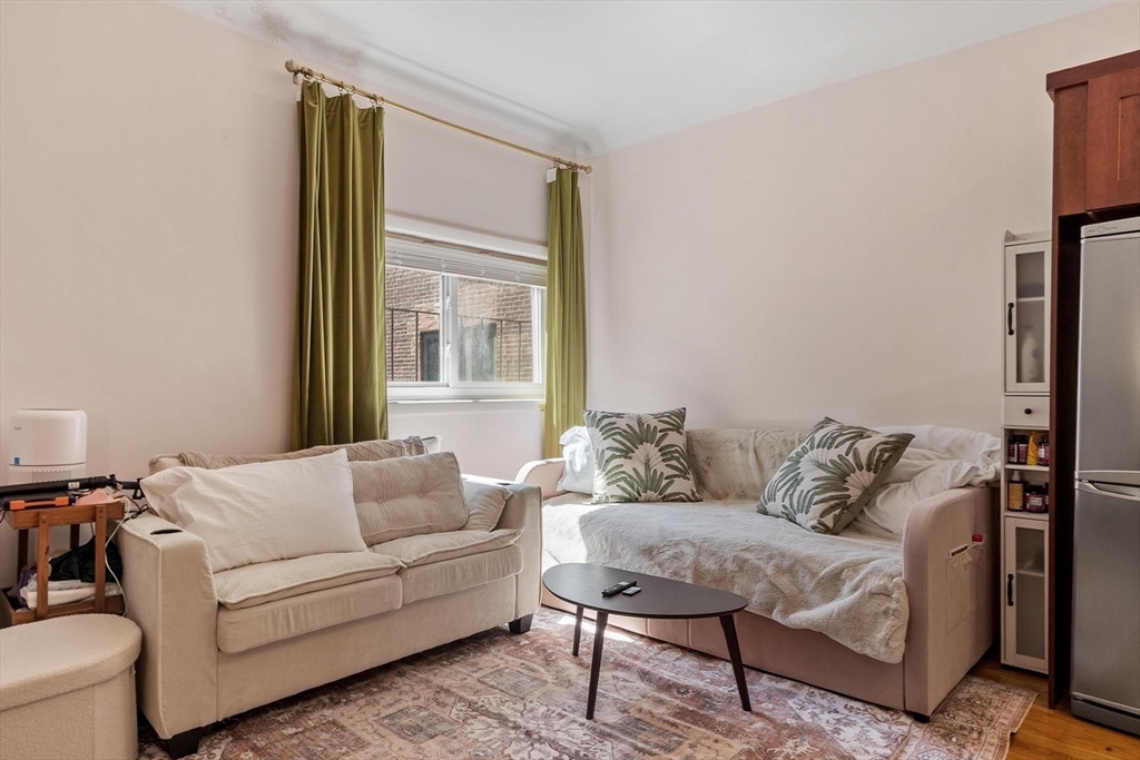 511 Beacon Street, Unit 8 Boston, MA 02215 - Photo 5 of 18