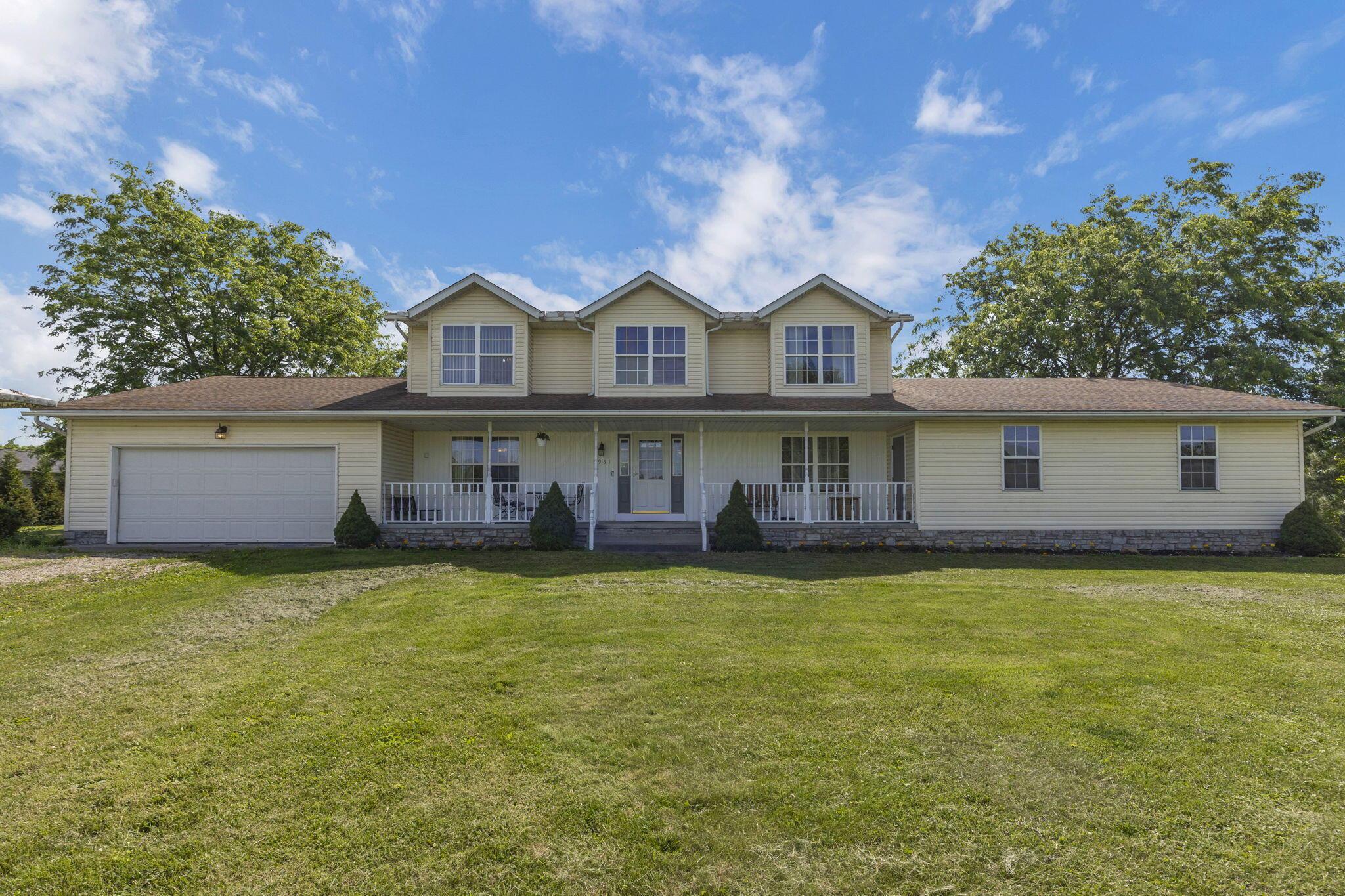 5951 South Fork Road Heath, OH 43056 - Photo 1 of 61